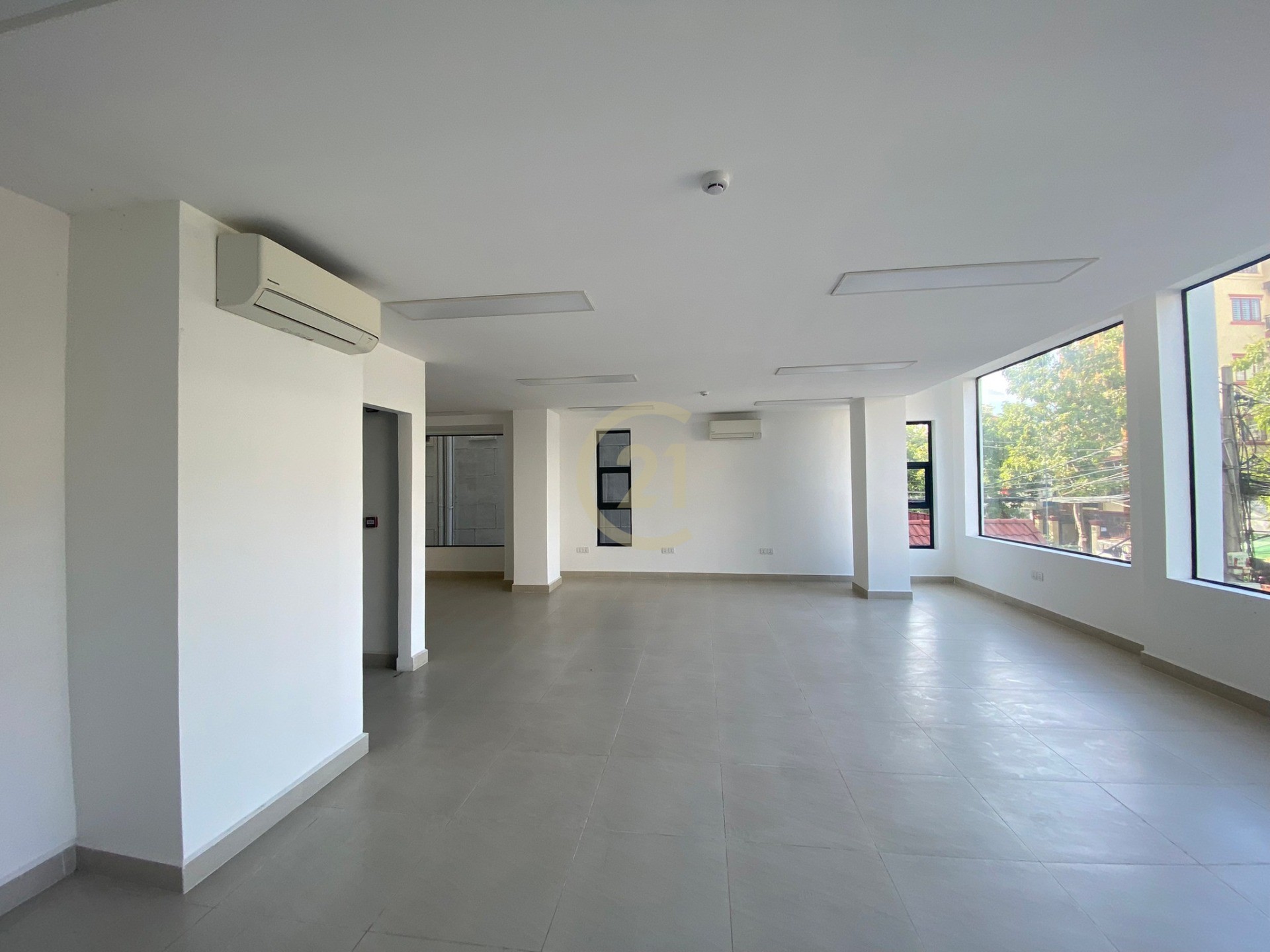 Mordern building for SALE at Tonle Bassac