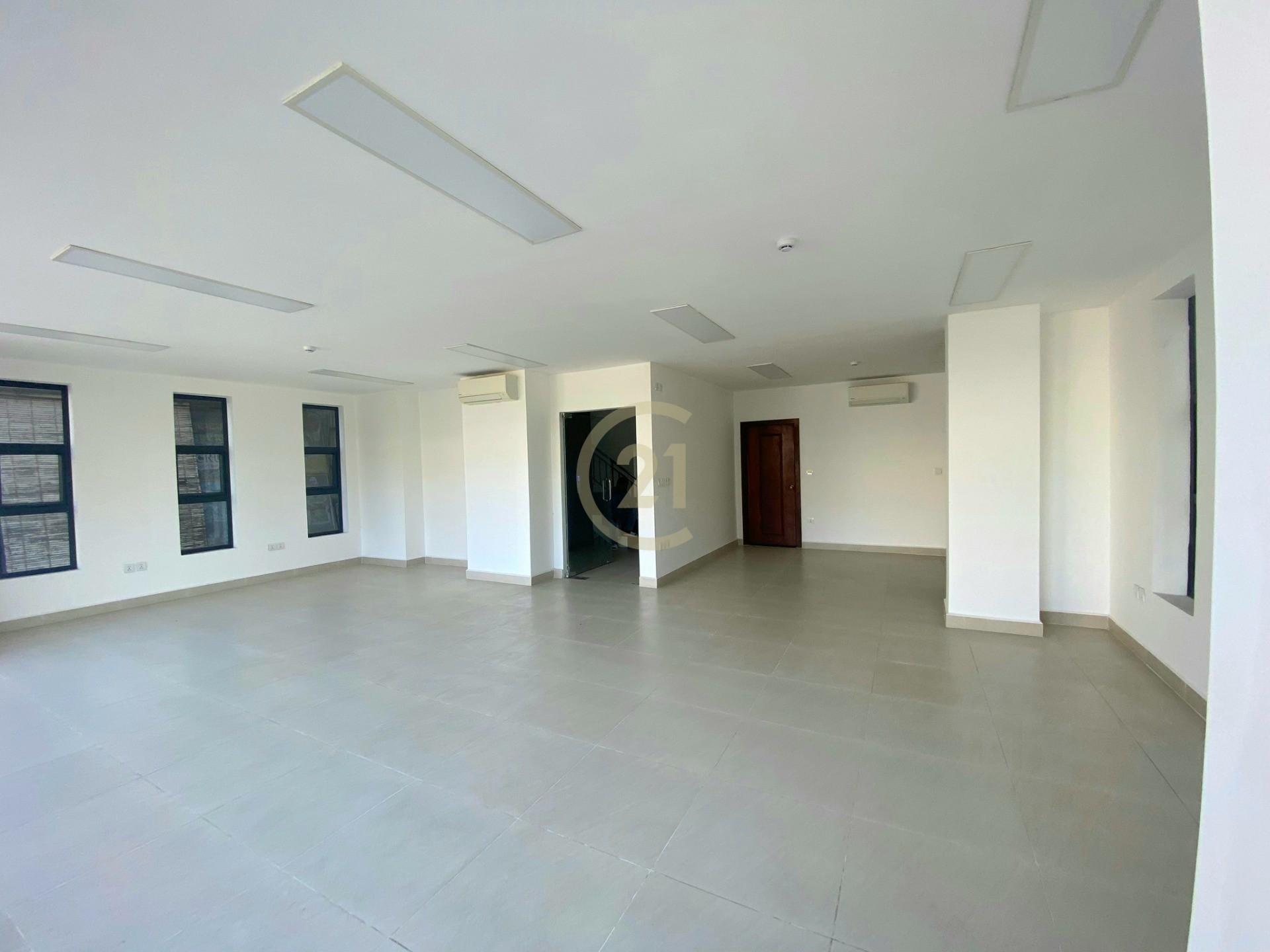 Mordern building for SALE at Tonle Bassac
