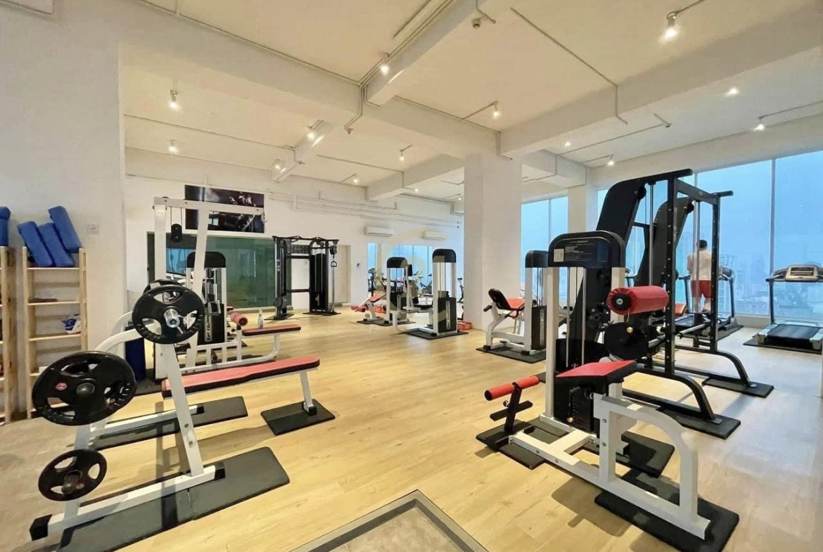 LUXERY STUDIO ROOM FOR RENT