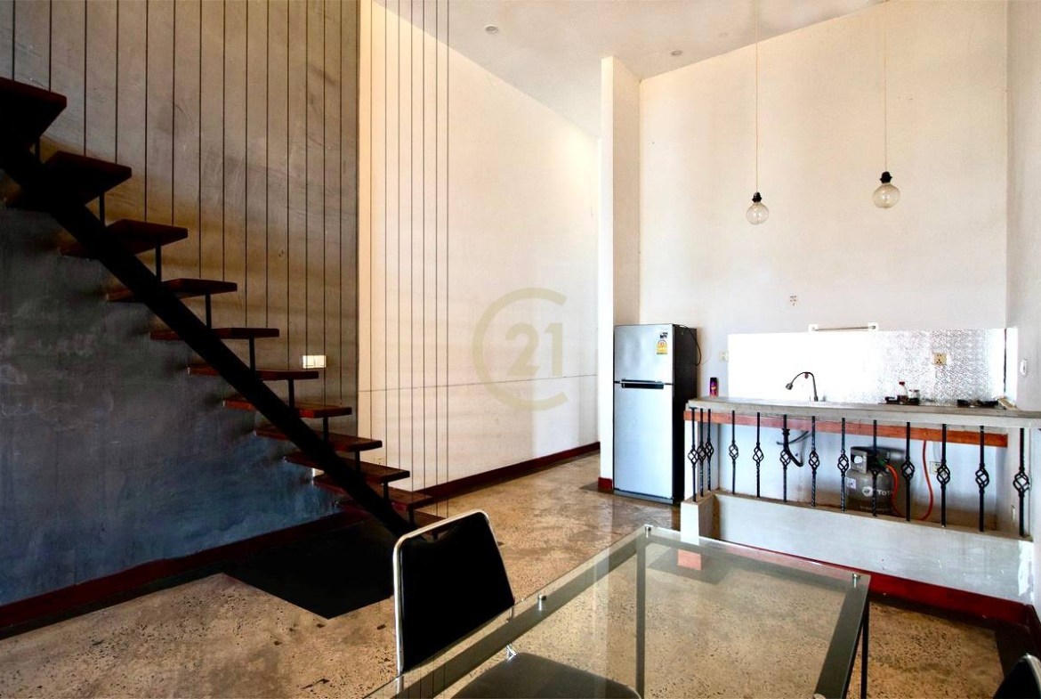 NICE DUPLEX ONE BEDROOM FOR RENT