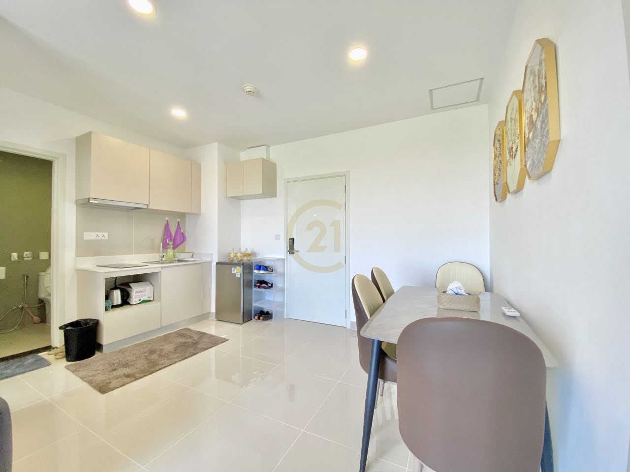 LUXERY TWO BEDROOM FOR RENT