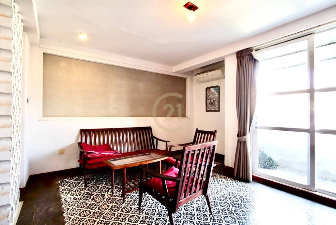 NICE DUPLEX ONE BEDROOM FOR RENT