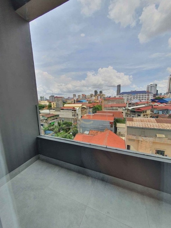 LUXERY STUDIO ROOM FOR RENT