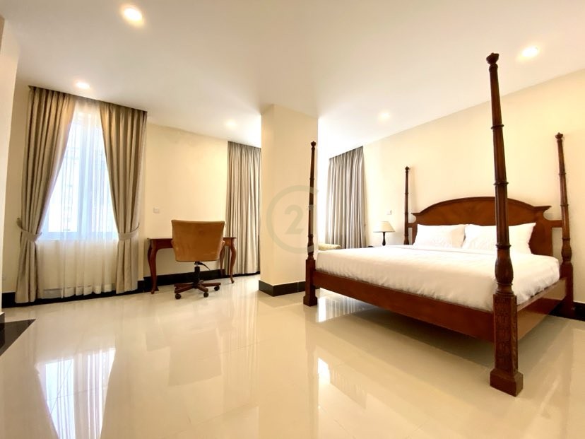 Nice 3 bedroom for rent in bkk1 area with fully furniture.