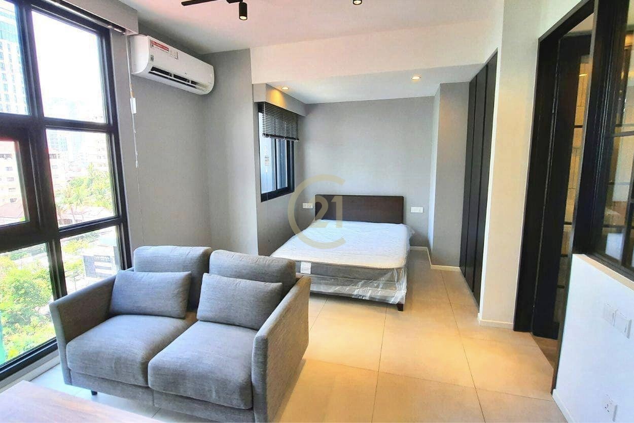 LUXERY STUDIO ROOM FOR RENT
