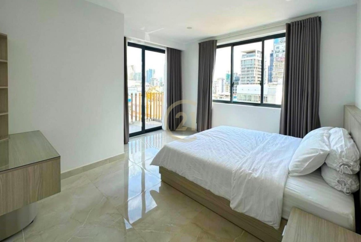 Brand New 1 Bedroom Apartment with Fully furnished