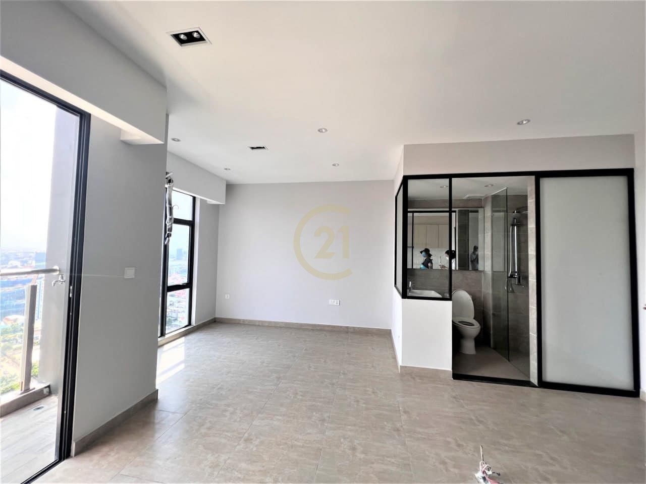 406601365_6796131670434572_208653248458419306_n Condo for sale in tk, Good for invest.