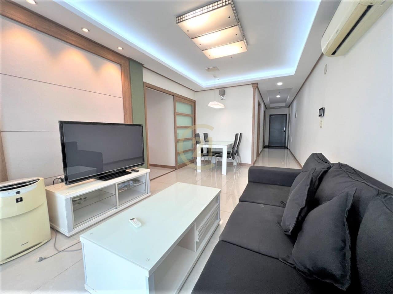Condo for sale with fully furniture in Bkk1