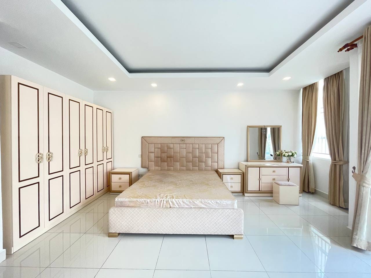 Fully furnished Villa for rent