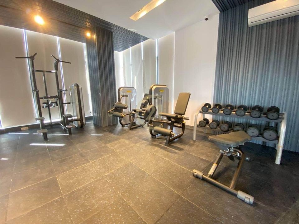 Nice brand new one bedroom for rent at Beoug Trobek