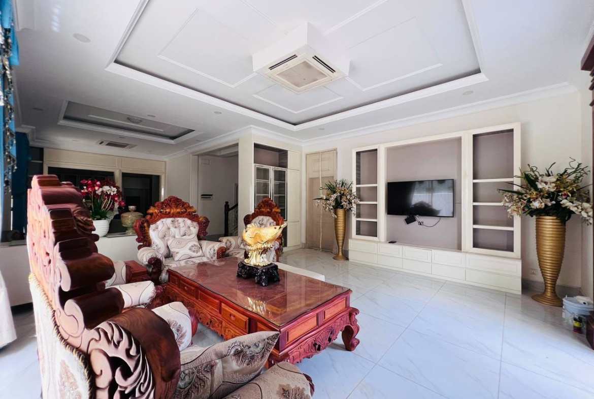 Villa for rent in Peng hout berng snao