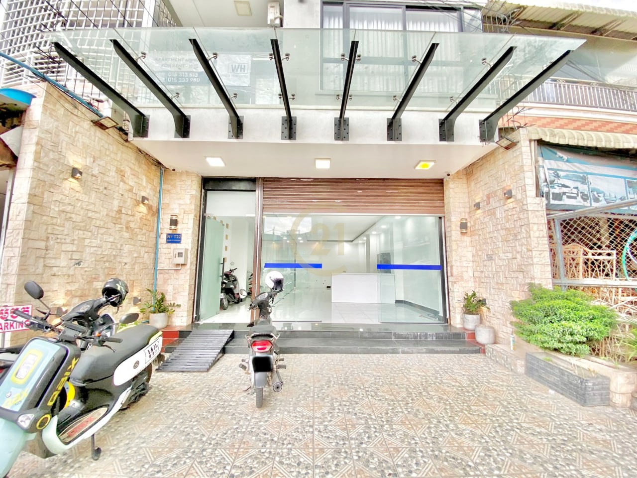 Shophouse for rent only $900 per month