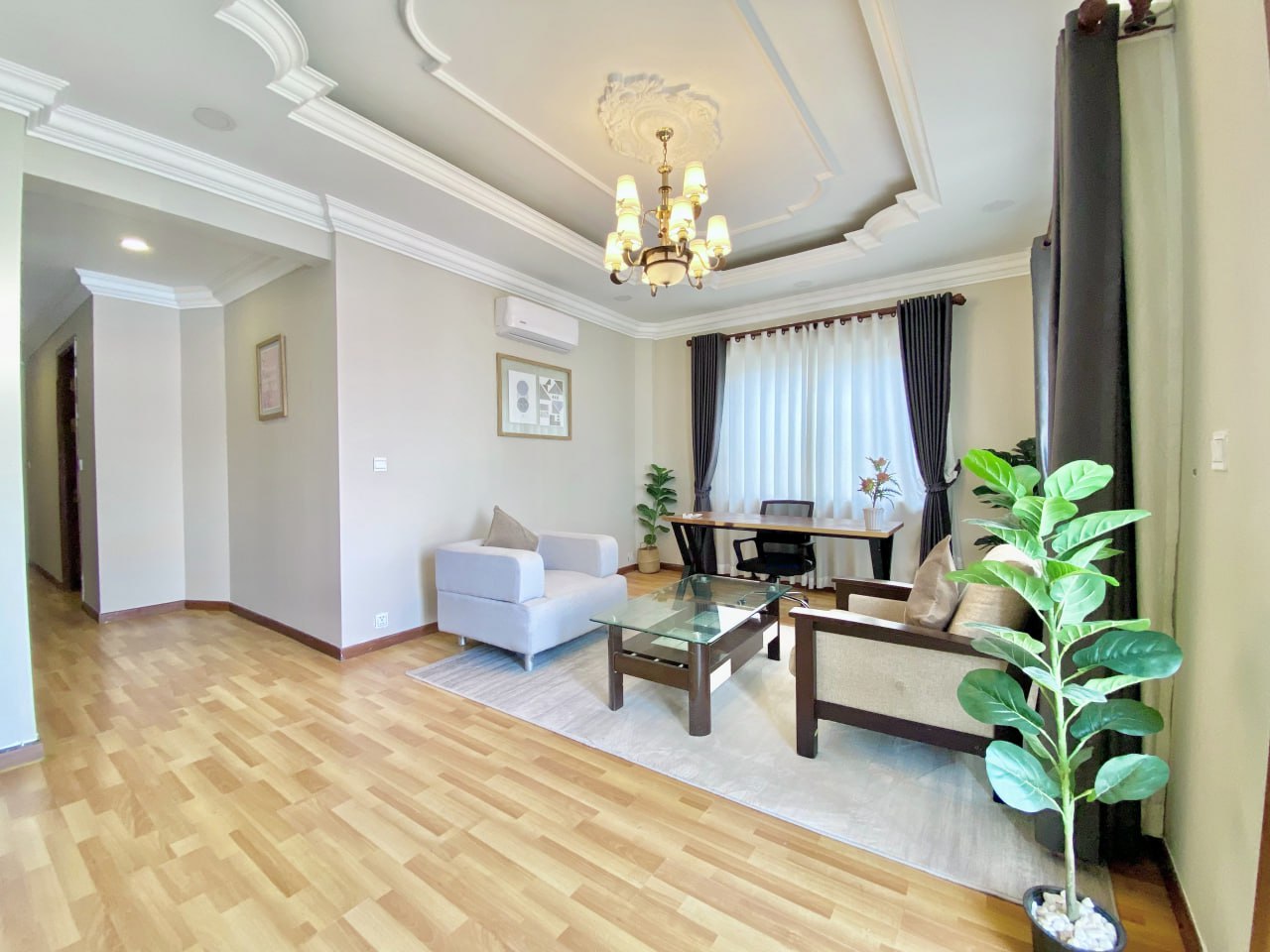 4bb36f5e-aa7e-480b-8168-85d8bc4d6a73