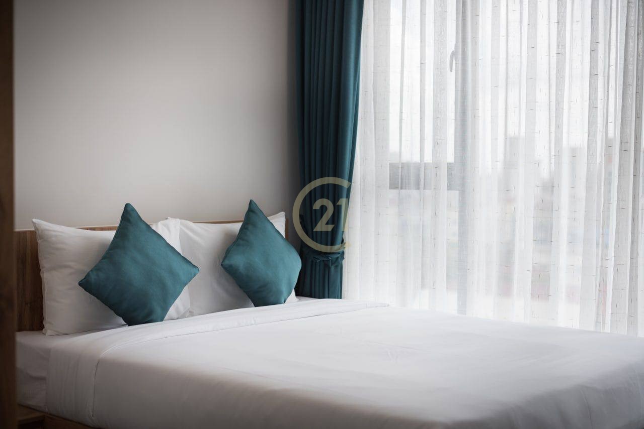 5 LUXERY ONE BEDROOM FOR RENT