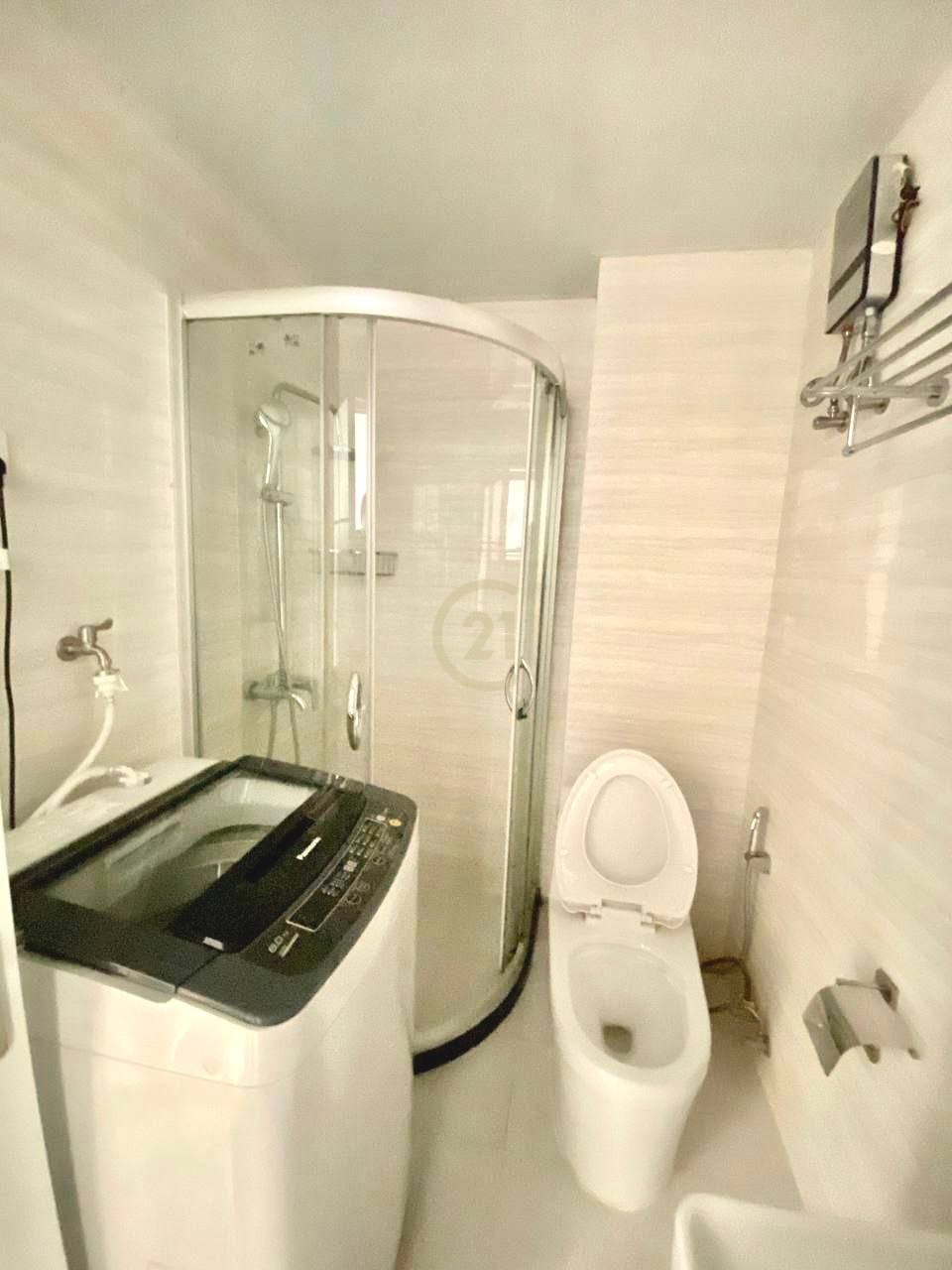 5 NICE ONE BEDROOM FOR RENT