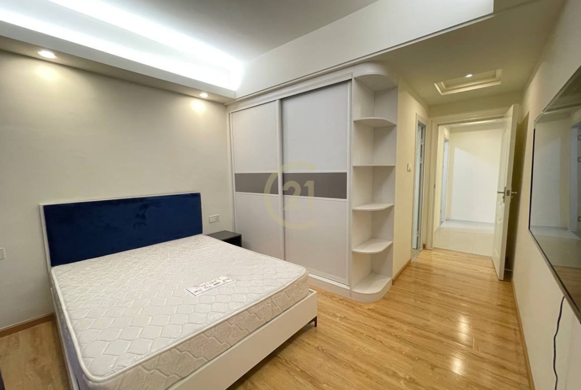 NICE TWO BEDROOM FOR RENT