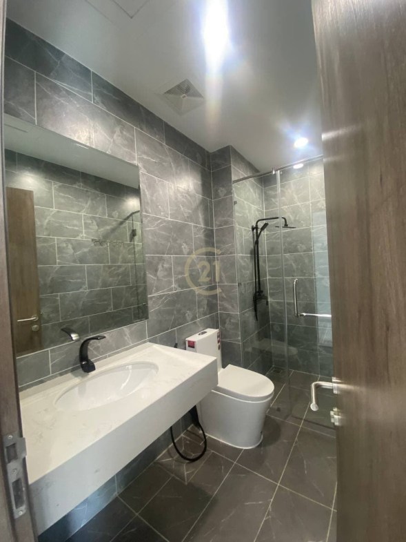 LUXERY STUDIO ROOM FOR RENT