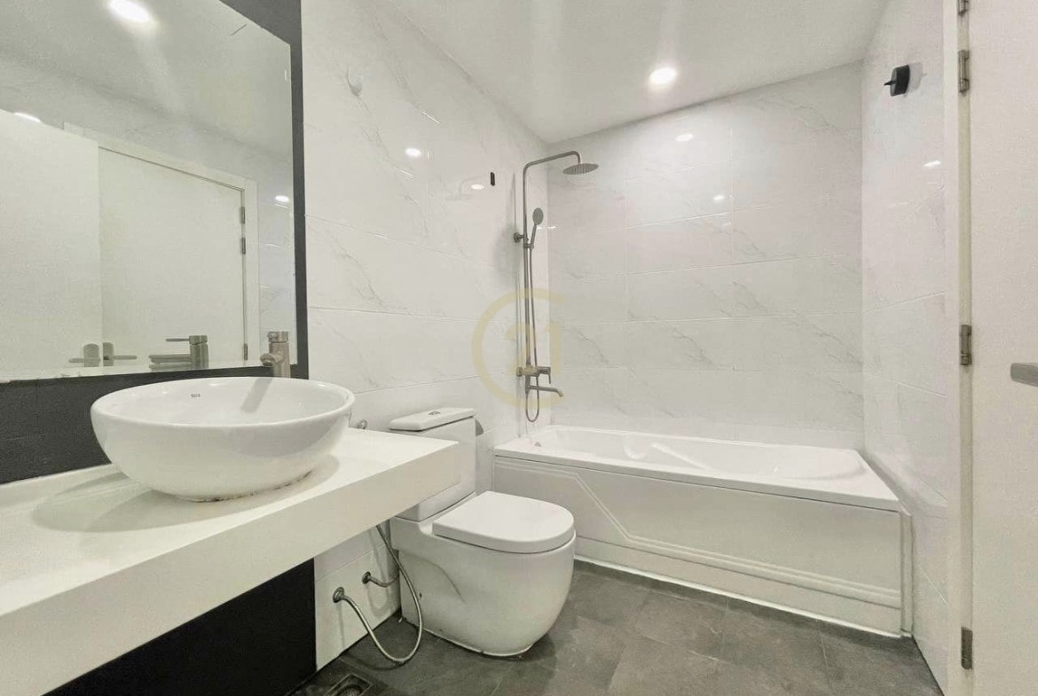 LUXERY STUDIO ROOM FOR RENT