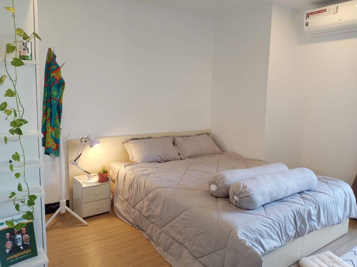 FCC35CBD-A455-4B46-825C-12F07335A027