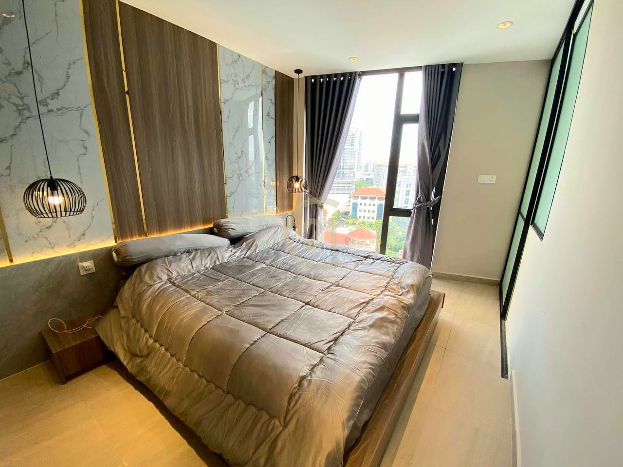 Nice three bedrooms for rent at TK