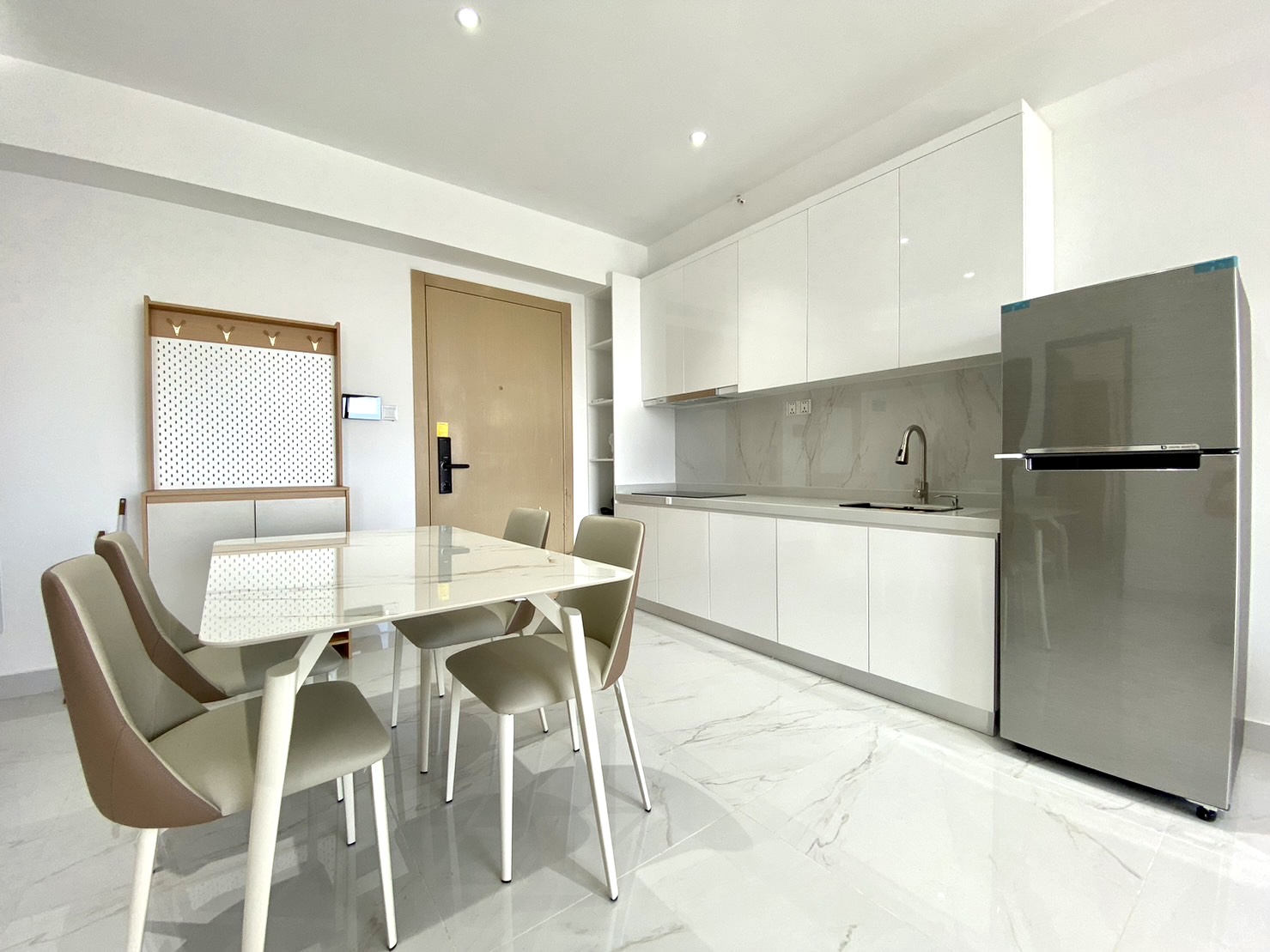 Brand new two bedroom for rent with fully furnished