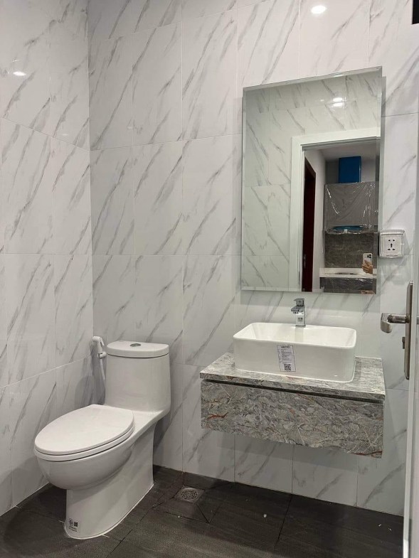 Brand New Serviced Apartment | Fully Furnished For Lease
