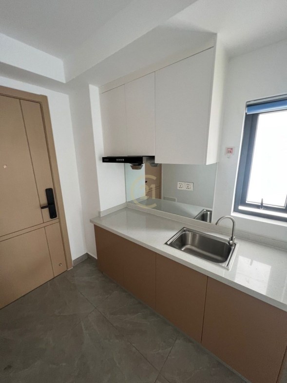 Nice studio room for rent at river side