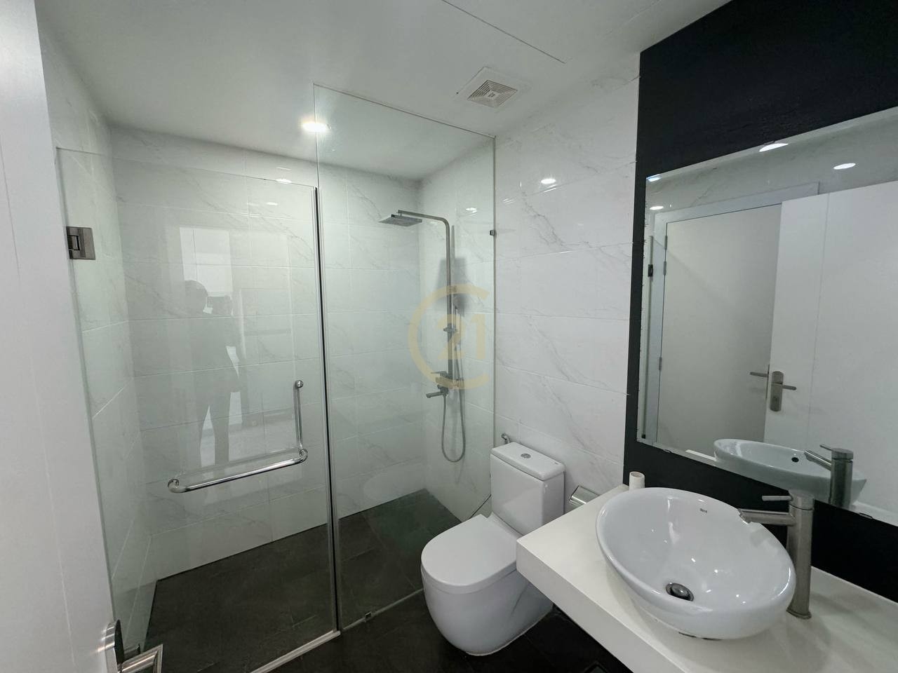 Nice studio room for rent in BKK1