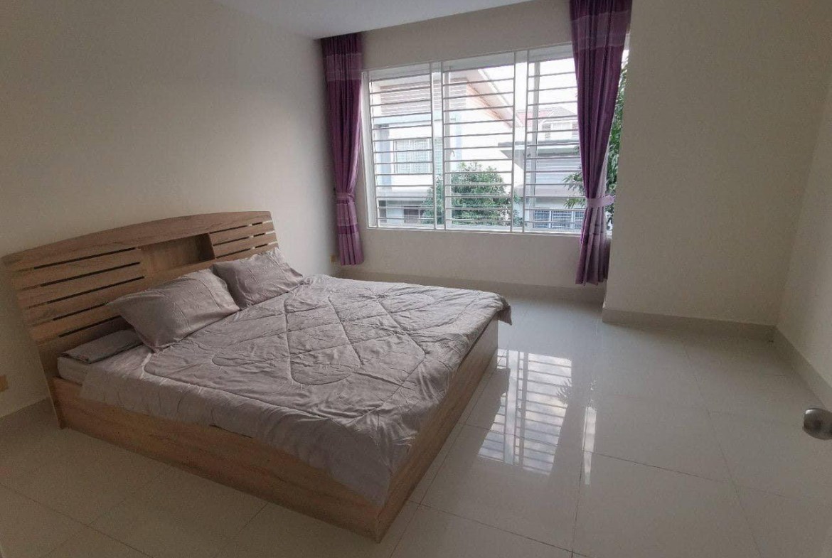 Nice villa for rent at Peng hout