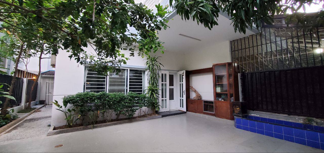 Nice Link-villa for rent