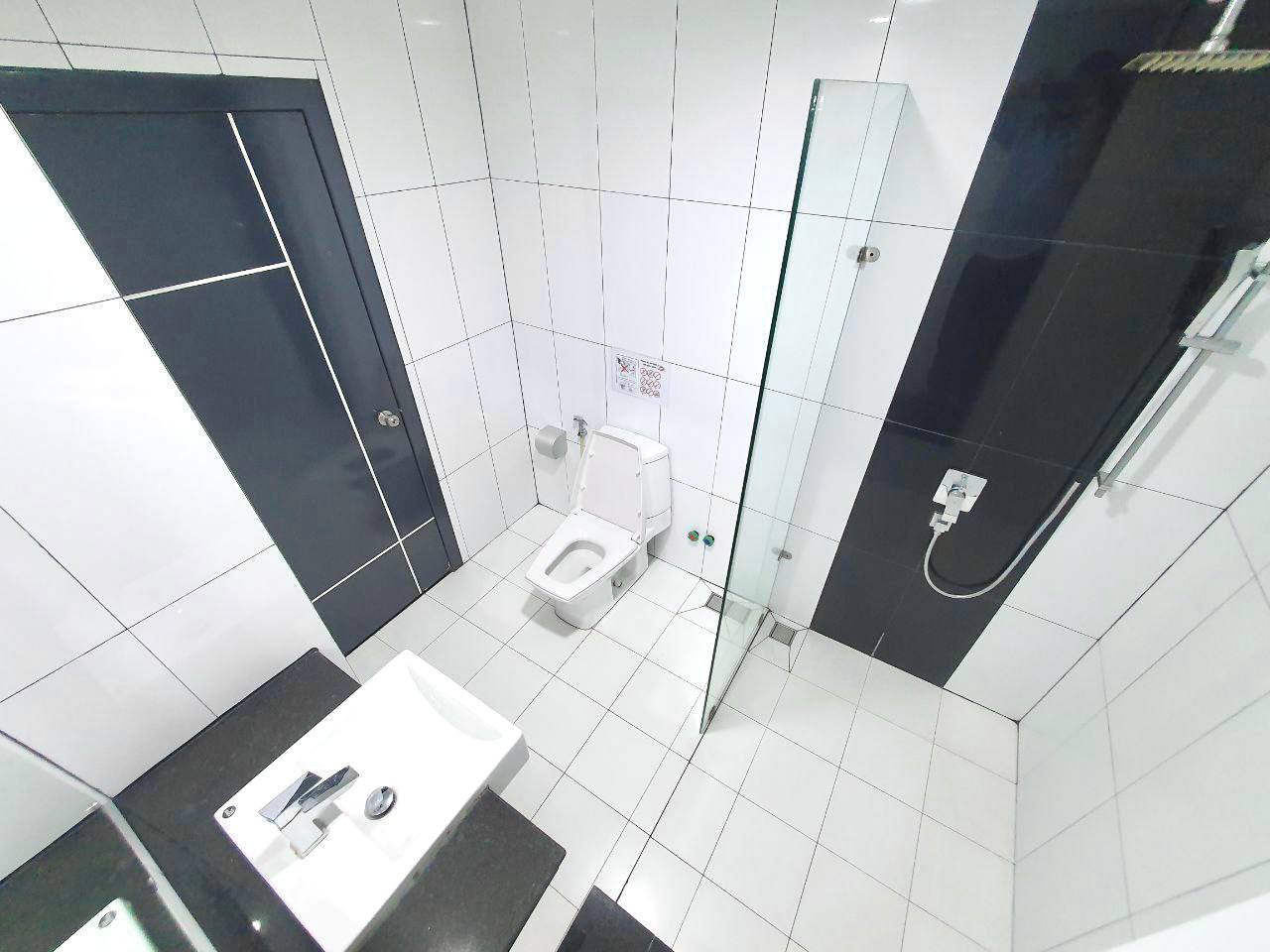 d4b36bd2-c4f8-4f14-b5a5-6f8402f021ee