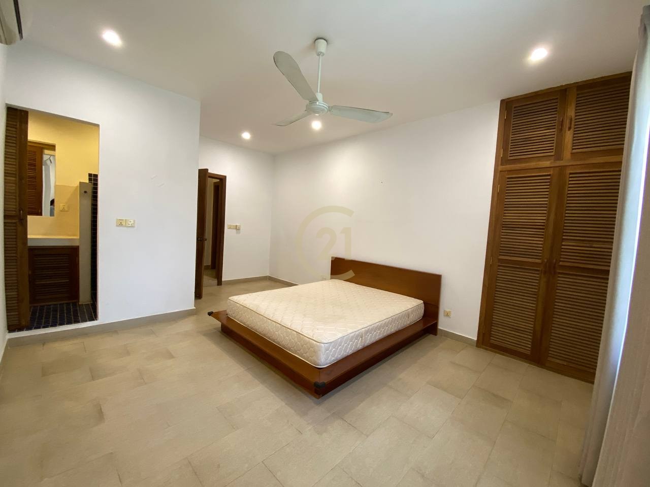 Western style three bedrooms
