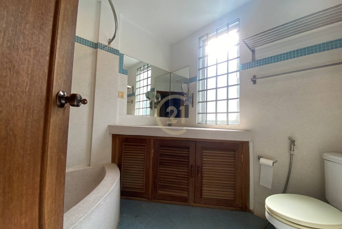 Western style three bedrooms