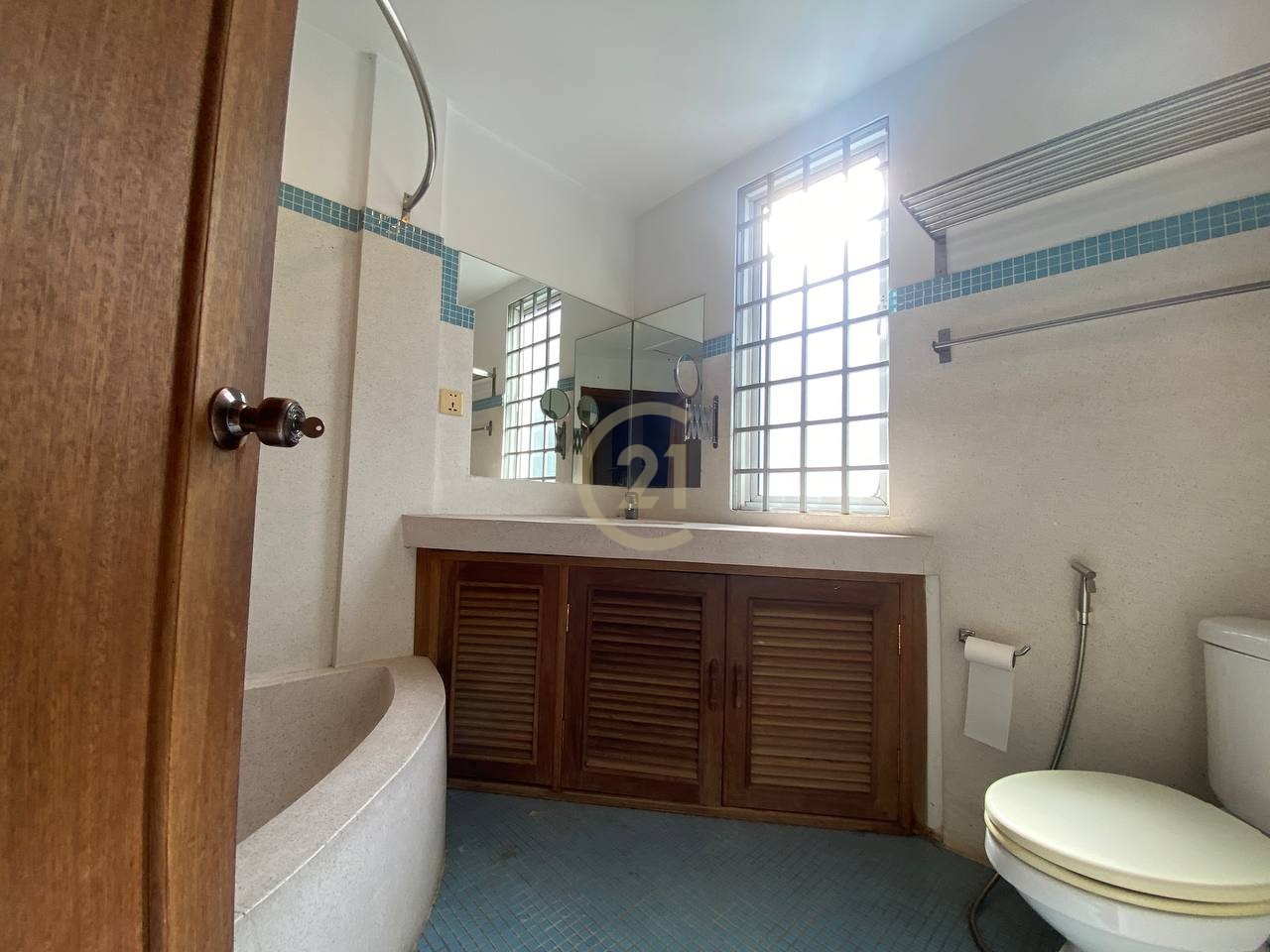 Western style three bedrooms