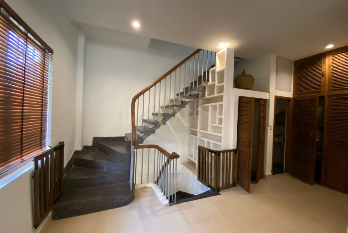 Western style three bedrooms