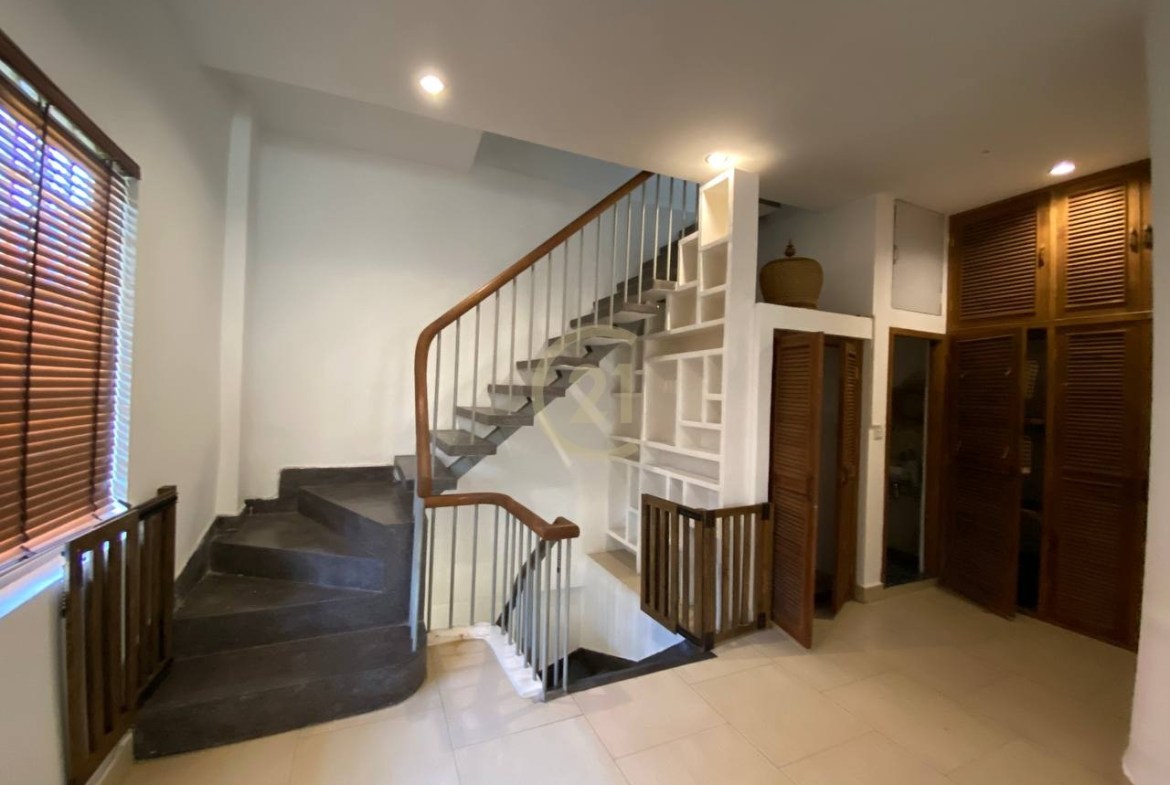 Western style three bedrooms