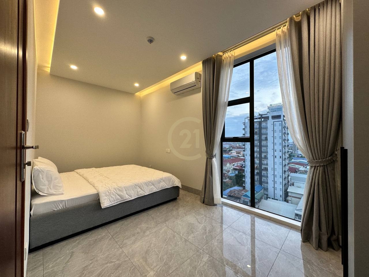One bedroom service apartment