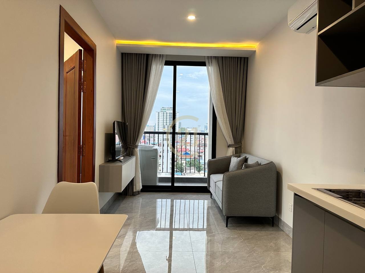 One bedroom service apartment