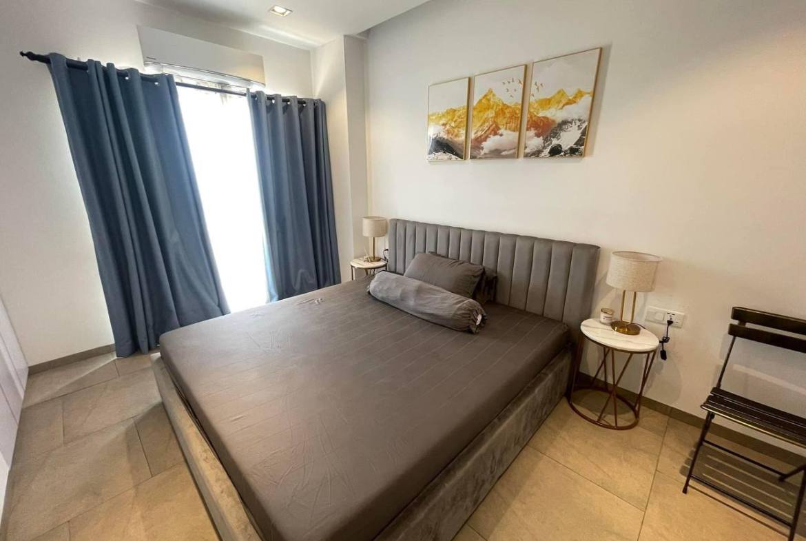 One bedroom for rent at Urban Village