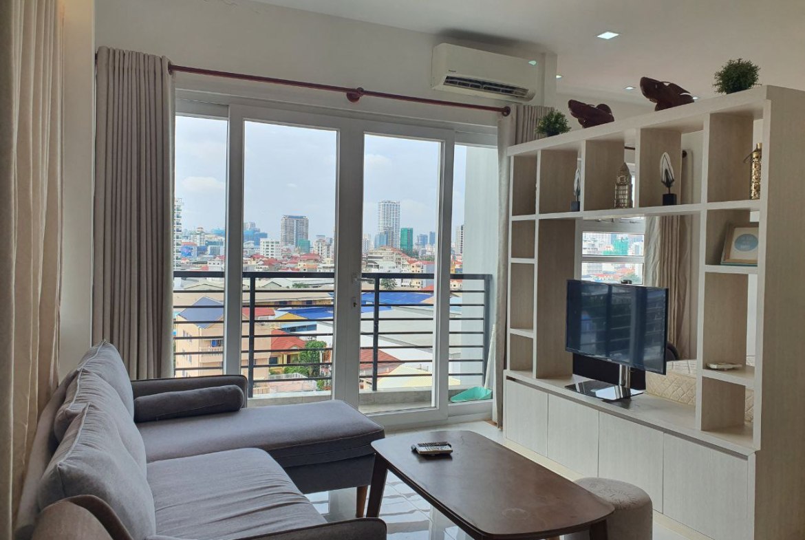 Condo for rent at PS Crystal Condomiuium