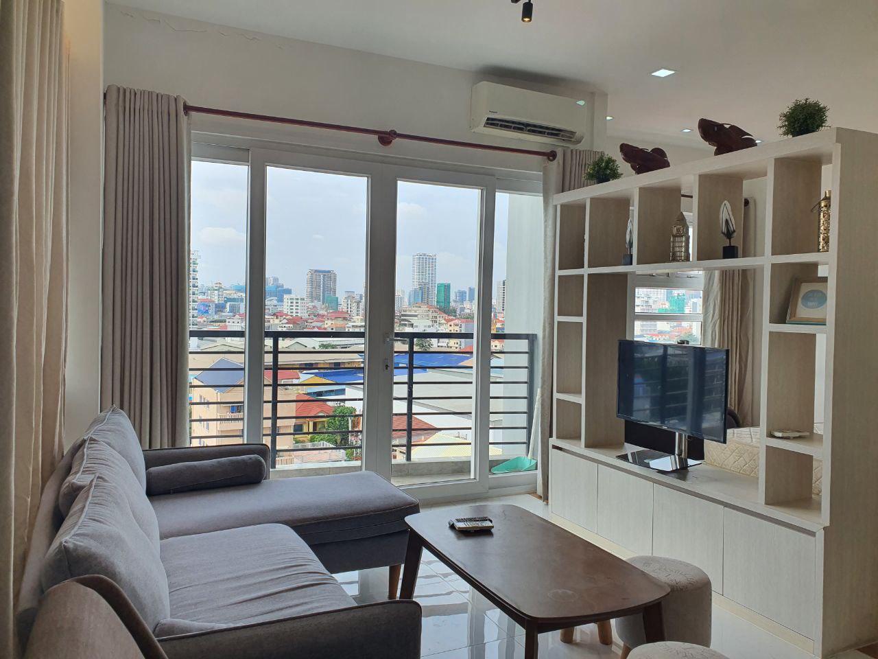 photo_3_2023-12-13_15-34-14 Condo for rent at PS Crystal Condomiuium