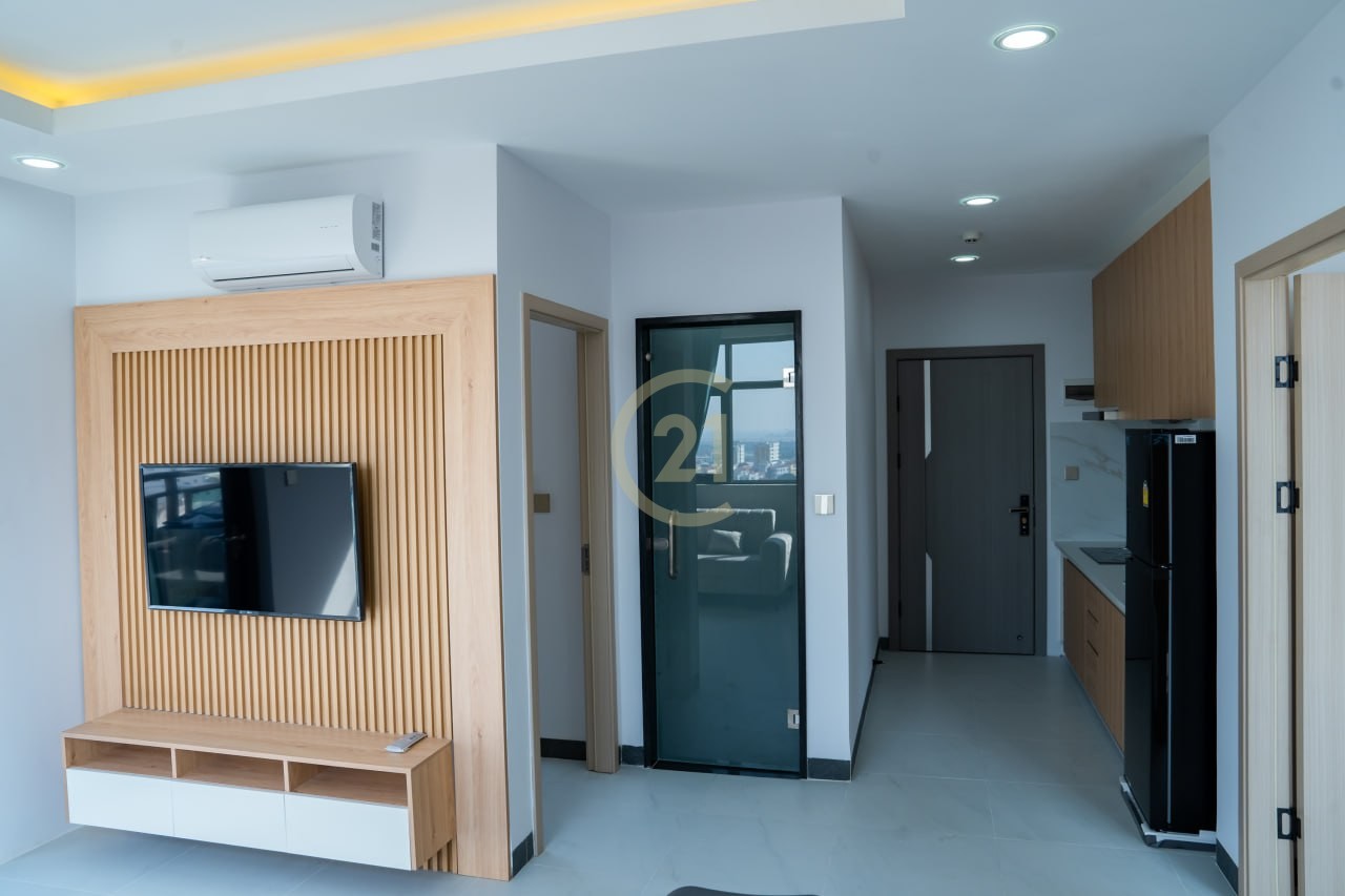 photo_3_2023-12-14_10-00-37 Mordern Two bedroom for rent at Beoug Trobek