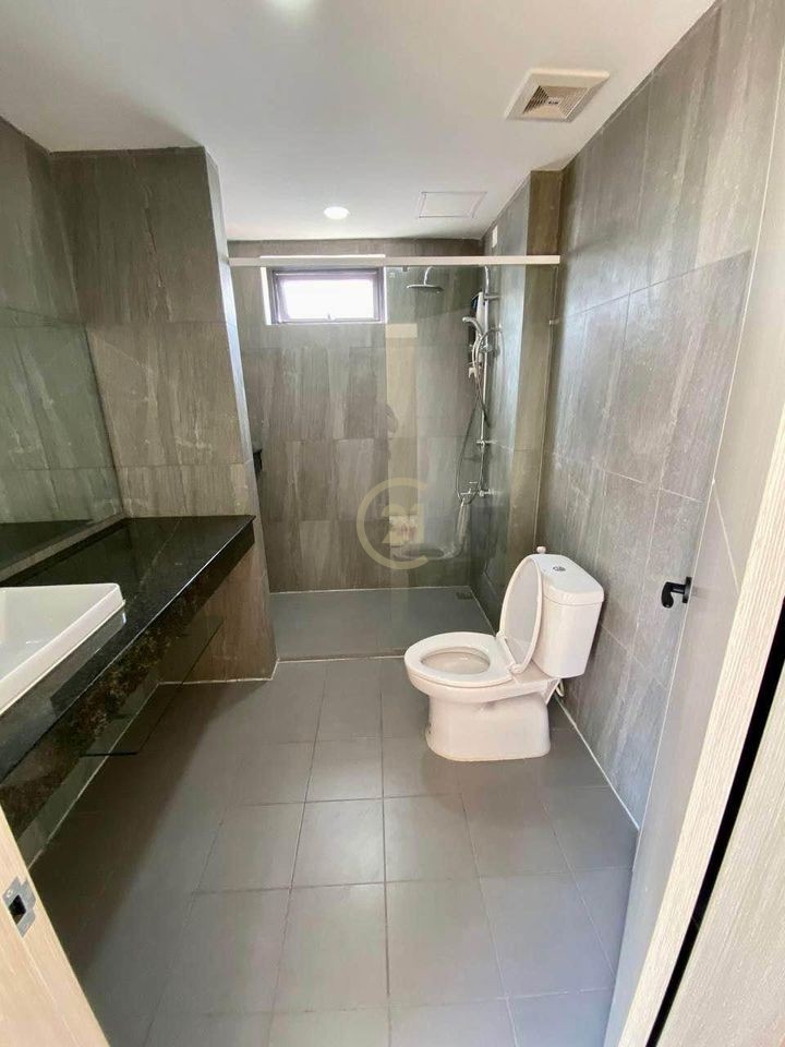 NICE TWO BEDROOM FOR RENT AT BKK1