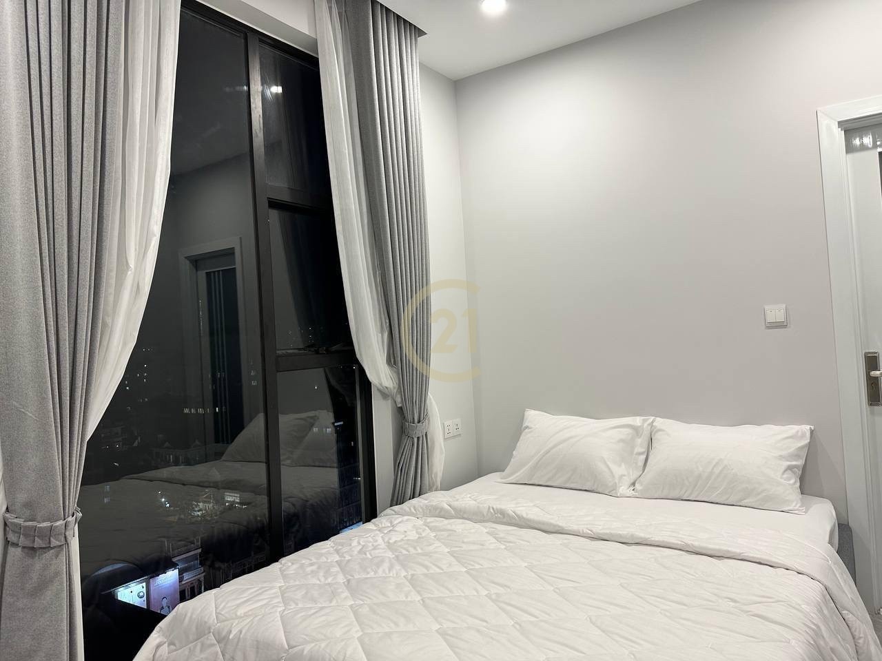 04CD359D-3A3C-4481-907D-80E892591A18 Brand New Two bedroom for rent at 10th floor