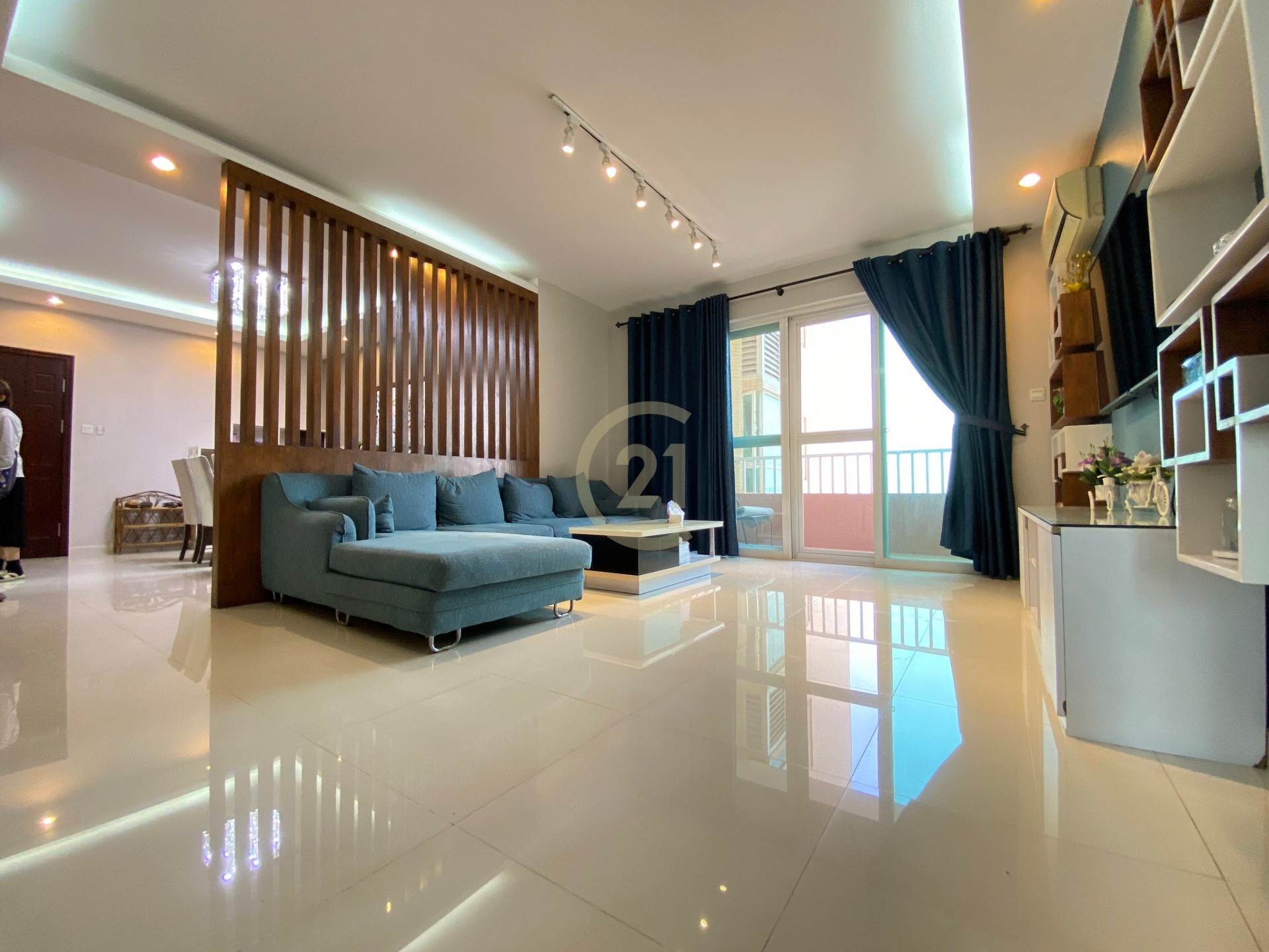 0A622F8A-33D8-4686-9A09-67B9A1E1C1DB