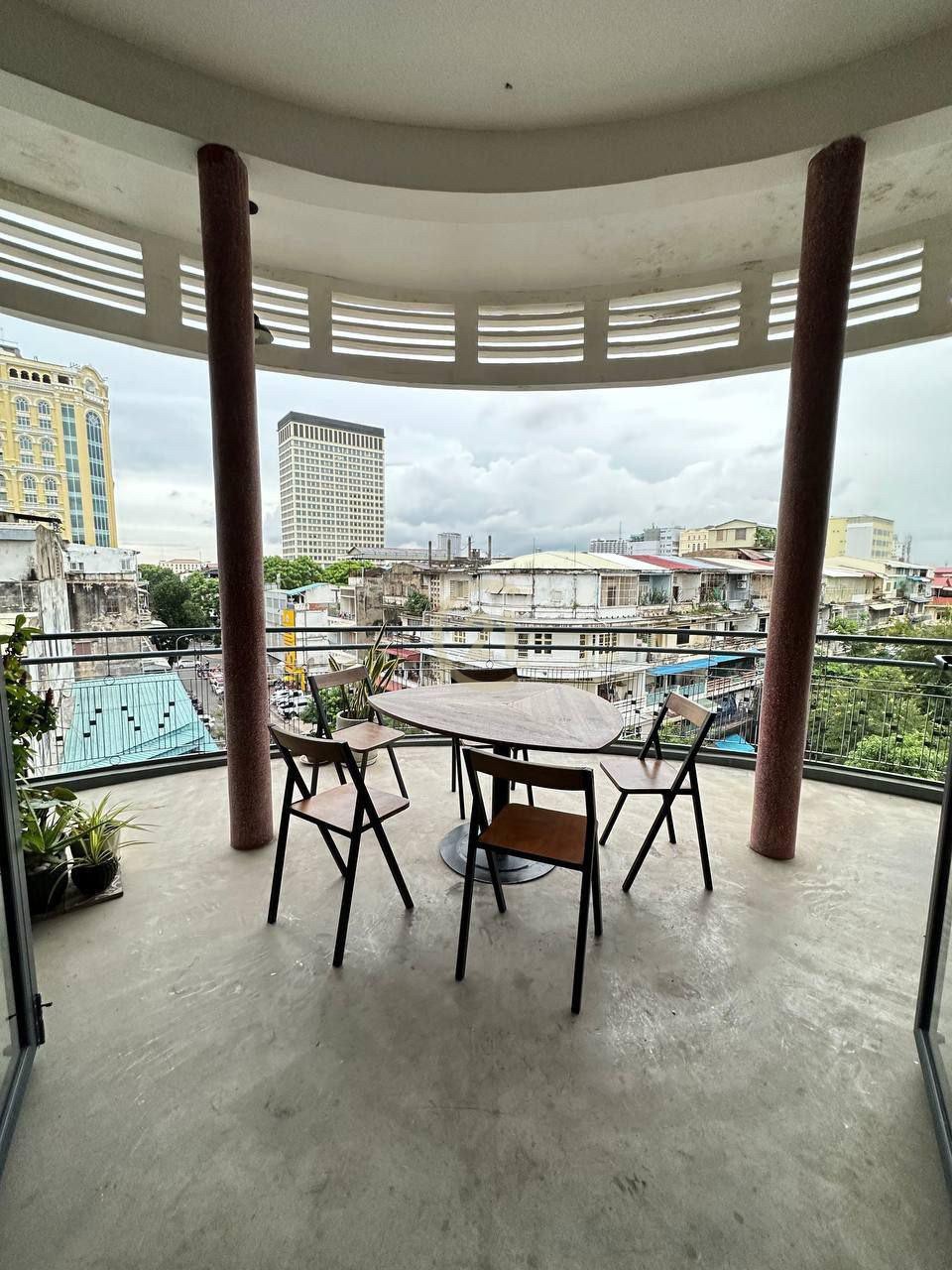 0FD3A772-1172-445E-A199-3CCE039B4104