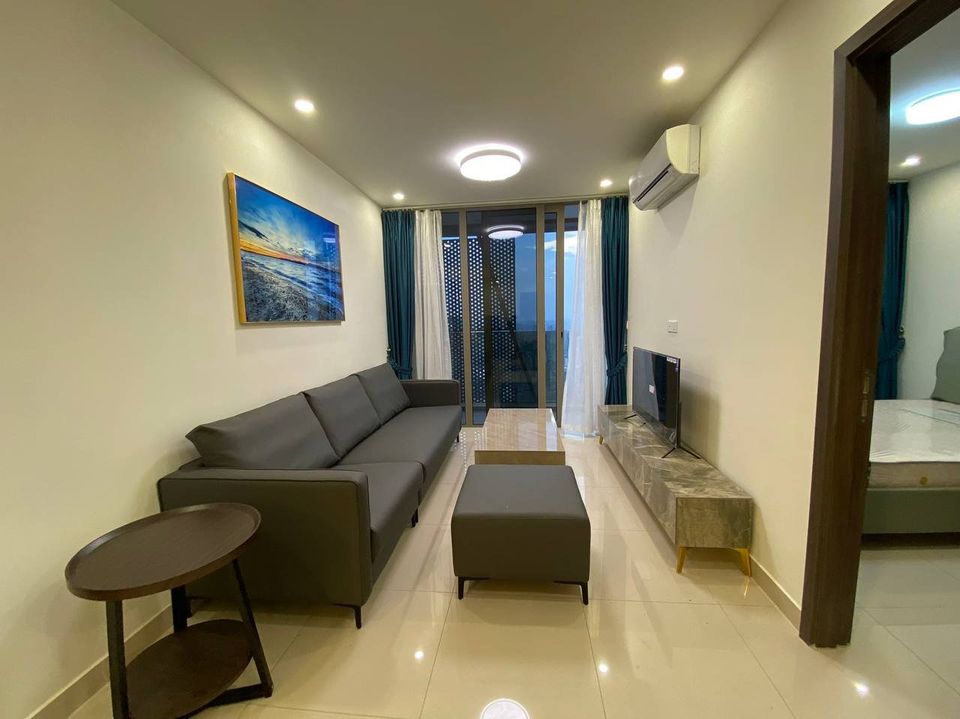 1 LUXERY THREE BEDROOM FOR RENT
