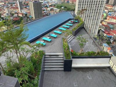 MOERN THREE BEDROOM FOR REN