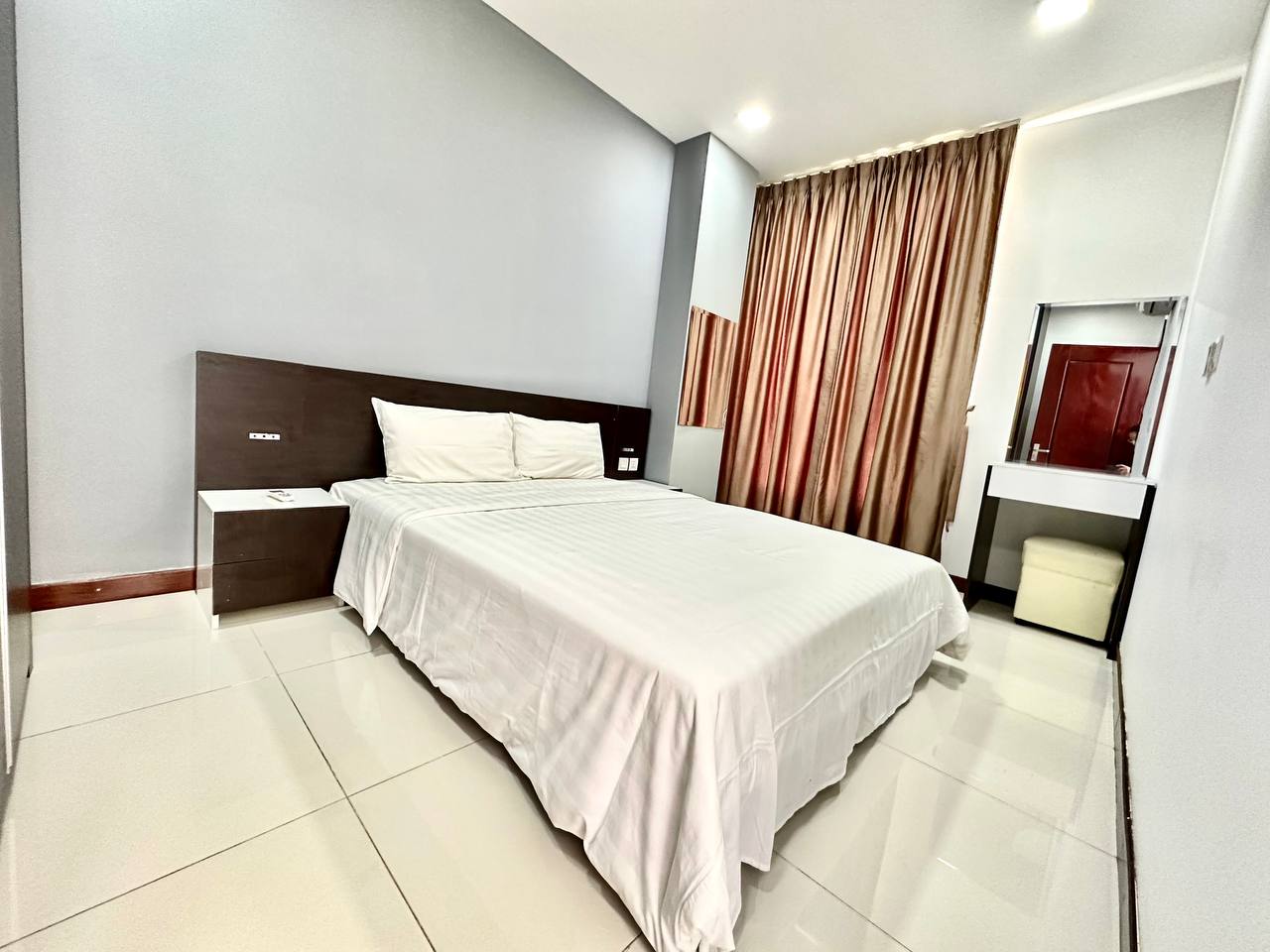 LUXERY TWO BEDROOM FOR RENT