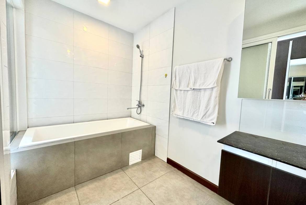 LUXERY TWO BEDROOM FOR RENT